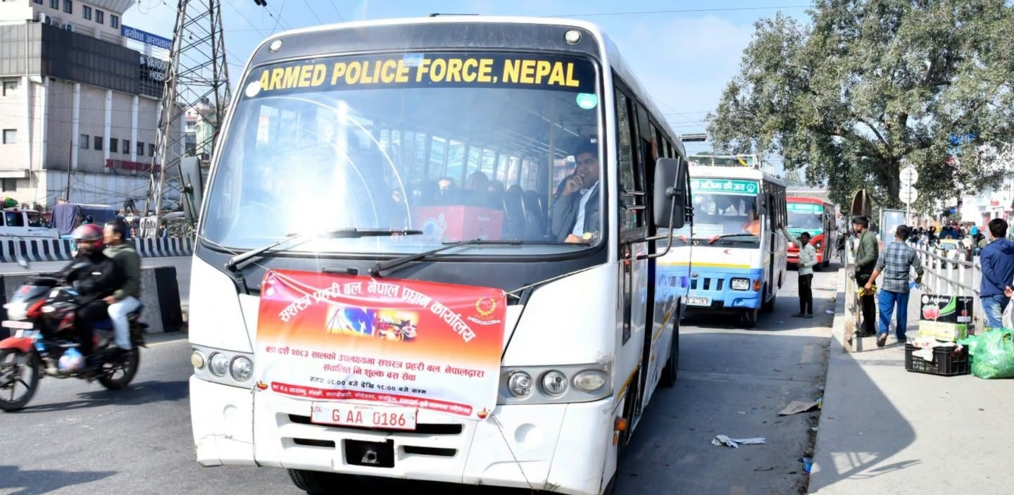 सशस्त्र प्रहरीको तीन दिनसम्म निःशुल्क बस सेवा सञ्चालन गर्ने