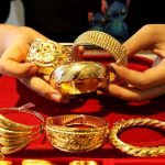 सुनचाँदीको मूल्य घट्यो, कतिमा हुदैछ कारोबार ?